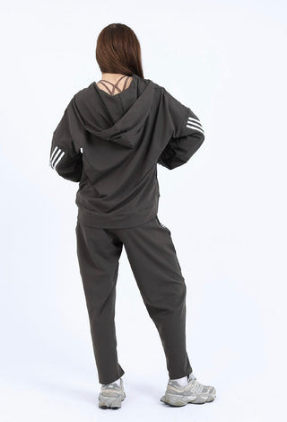 Sprint suit