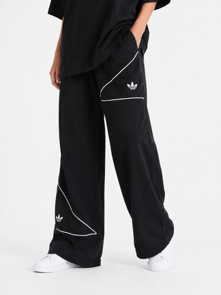 Adalyne Suit 045