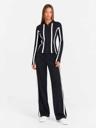 Wavy Suit