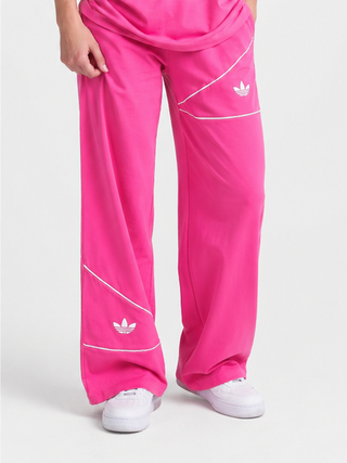 Adalyne Suit 045